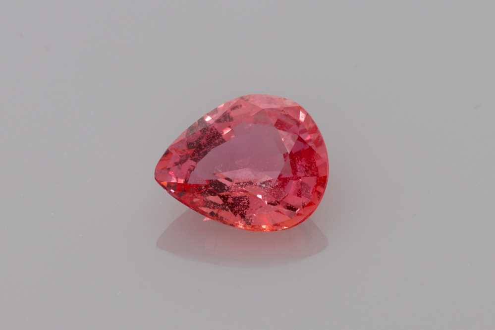 Padparadscha Sapphire  (1.58) (AAA)